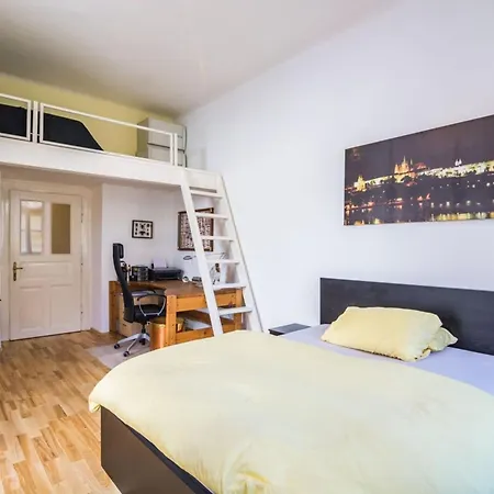 Bright And Quiet Apt In The Heart Of The Old Town דירה פראג