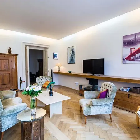 Bright And Quiet Apt In The Heart Of The Old Town פראג